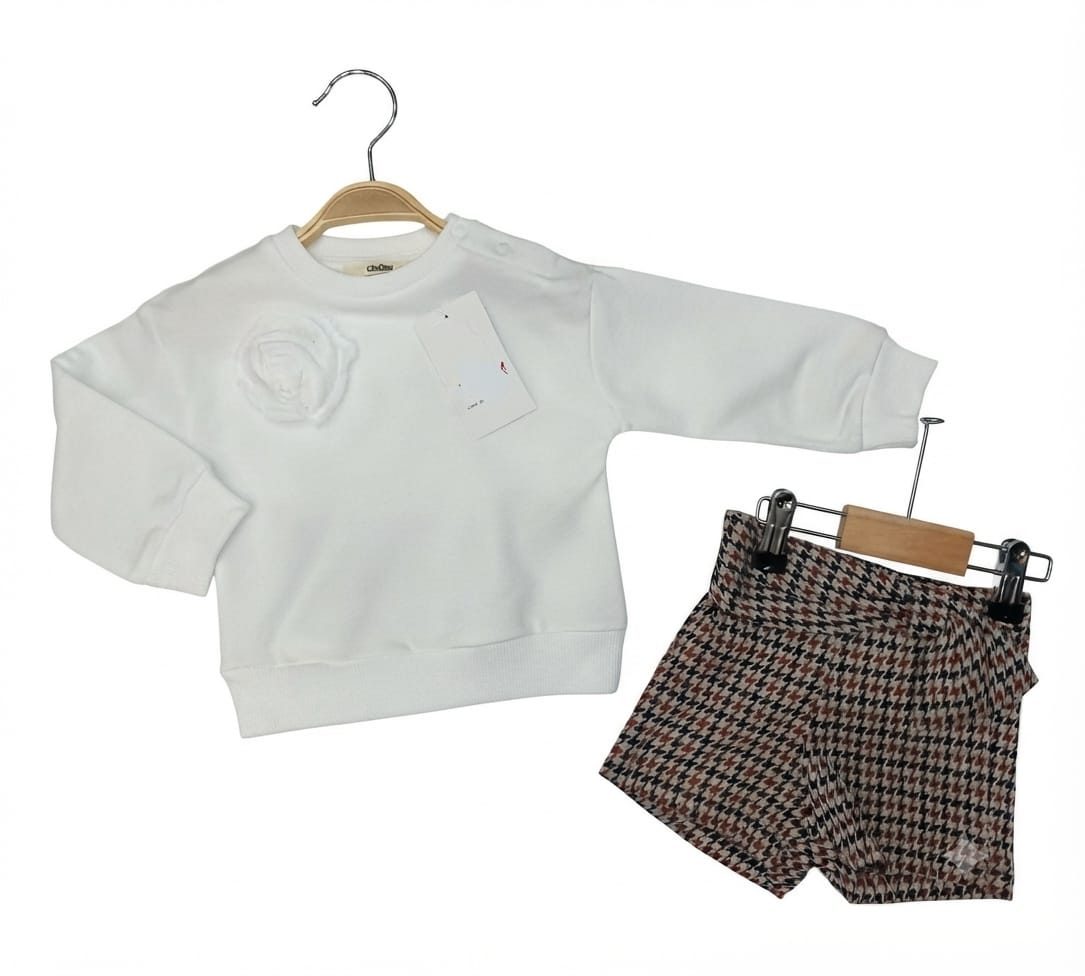 cikoby - white sweatshirt and check shorts set